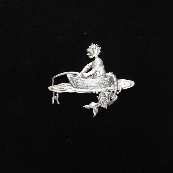Vintage J.J. Silver Fishing Cat Brooch Who's Tale has been Caught! - Picture 2 of 7